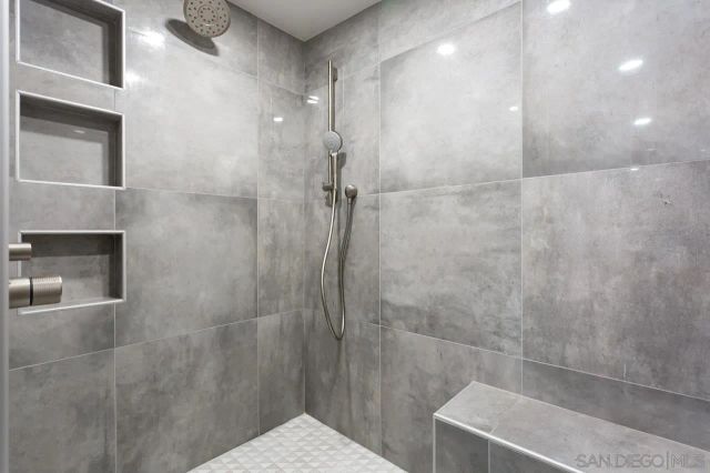 6459 Imperial Avenue, San Diego, CA 92114