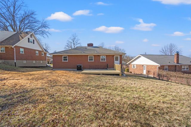 50 Azalea Terrace, Fort Thomas, KY 41075