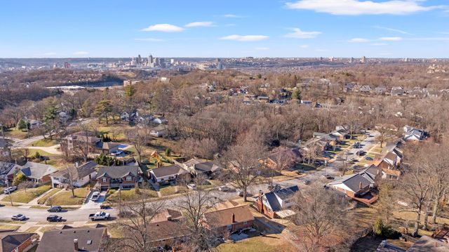 50 Azalea Terrace, Fort Thomas, KY 41075