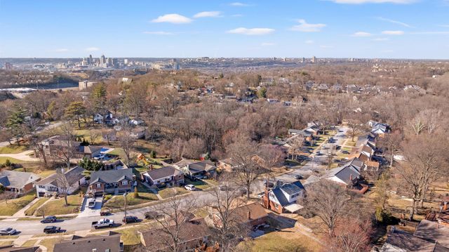 50 Azalea Terrace, Fort Thomas, KY 41075