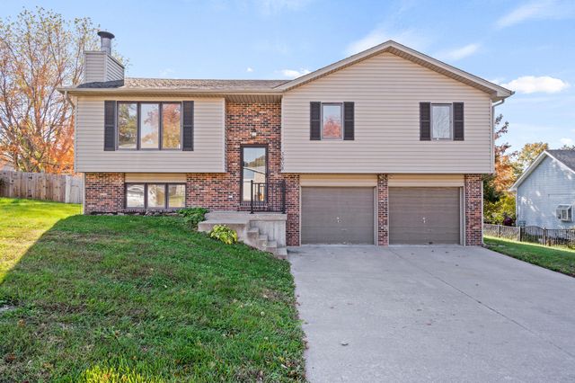 3608 TEAKWOOD DR, Columbia, MO 65203