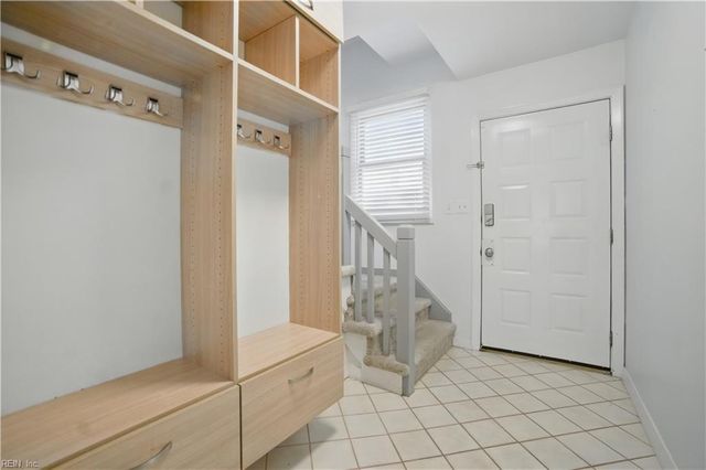 2302 Merry Oaks CT, Virginia Beach, VA 23451