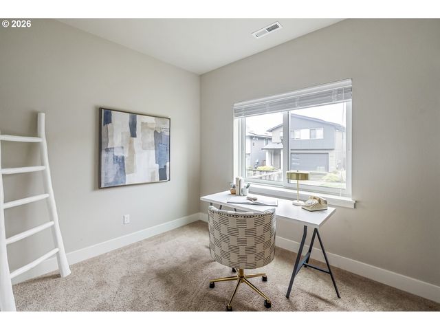 10054 Se ELDERBERRY St, Happy Valley, OR 97086