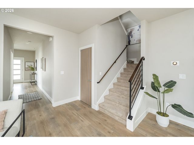 10054 Se ELDERBERRY St, Happy Valley, OR 97086