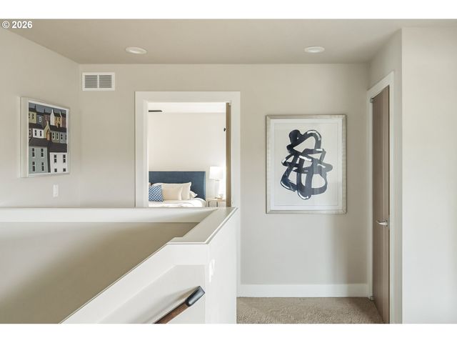 10054 Se ELDERBERRY St, Happy Valley, OR 97086