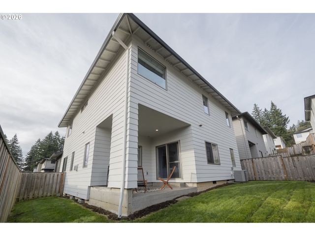 10054 Se ELDERBERRY St, Happy Valley, OR 97086