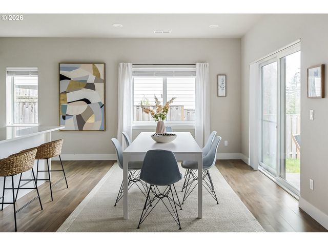 10054 Se ELDERBERRY St, Happy Valley, OR 97086