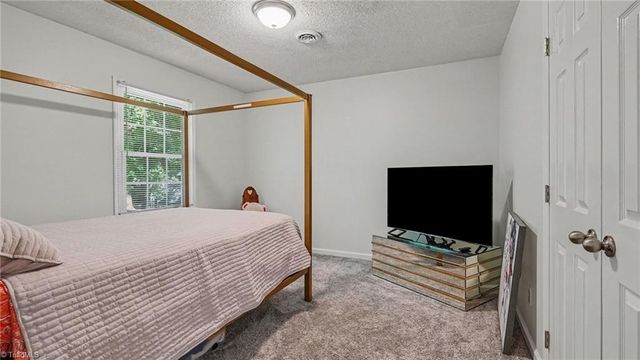 3701 Sagamore Drive, Greensboro, NC 27410