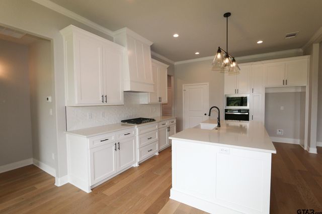 14176 Lexi Court, Tyler, TX 75703
