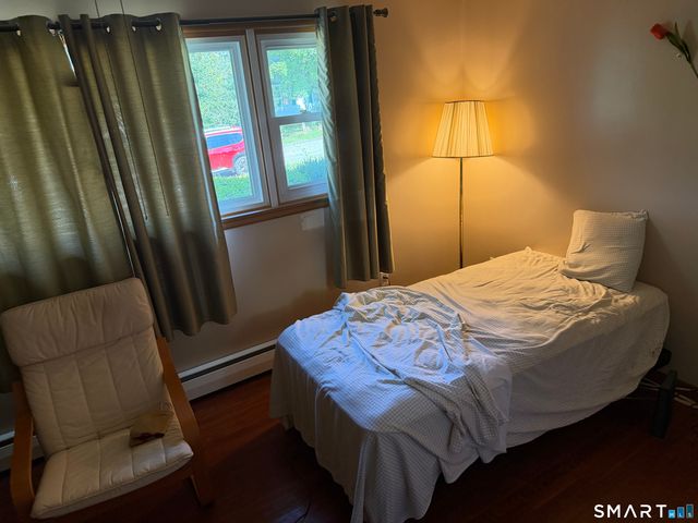 17 Russ Sim Heights, Groton, CT 06340