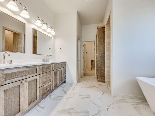 1104 Jozie Way, Tuttle, OK 73089