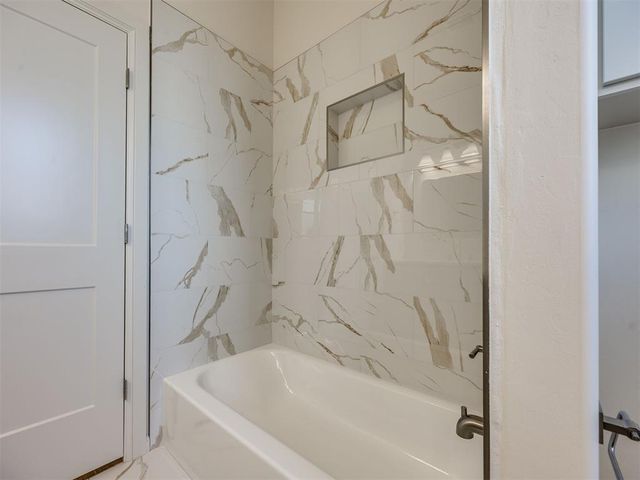 1104 Jozie Way, Tuttle, OK 73089