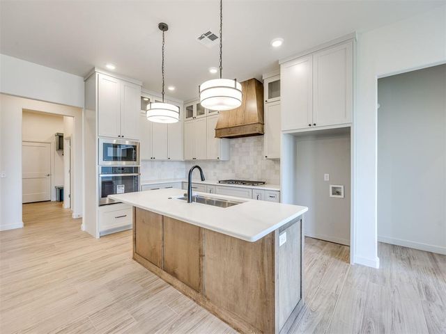 1104 Jozie Way, Tuttle, OK 73089