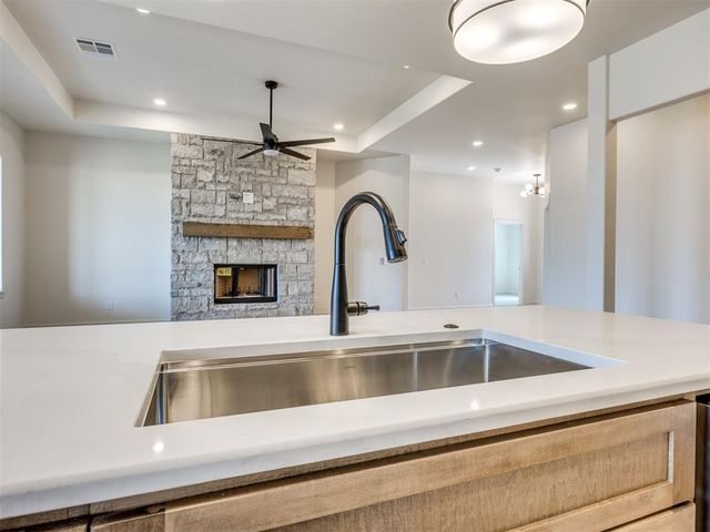 1104 Jozie Way, Tuttle, OK 73089