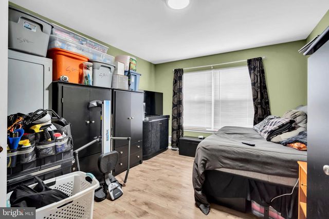 111 LAKE MEDFORD LN, Tuckerton, NJ 08087