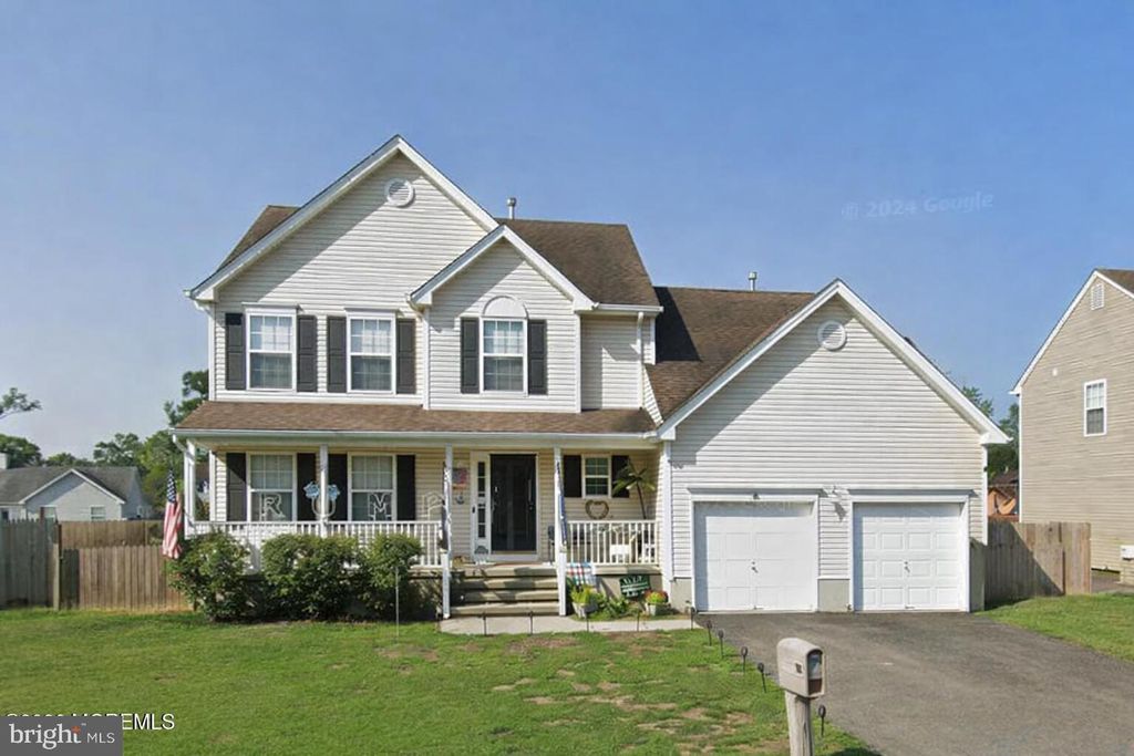 111 LAKE MEDFORD LN, Tuckerton, NJ 08087