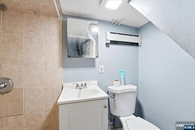 3806 32nd Street, Union City, NJ 07087