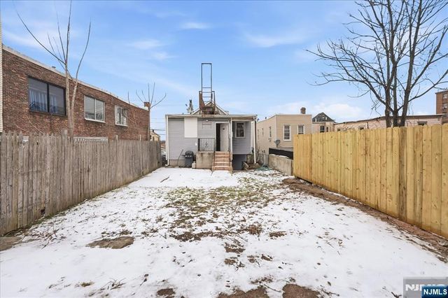 3806 32nd Street, Union City, NJ 07087