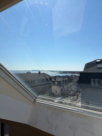 98 Rockland Street 3, Swampscott, MA 01907