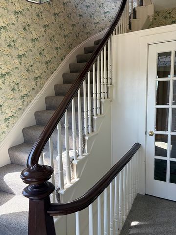 98 Rockland Street 3, Swampscott, MA 01907