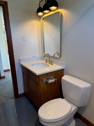 98 Rockland Street 3, Swampscott, MA 01907