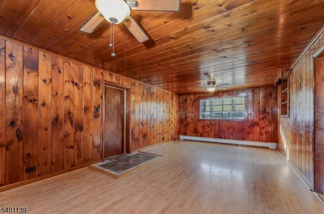 10 Morgan Ln, White Twp., NJ 07823