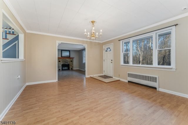 10 Morgan Ln, White Twp., NJ 07823