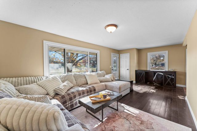 413 Territorial Road NE, Blaine, MN 55434