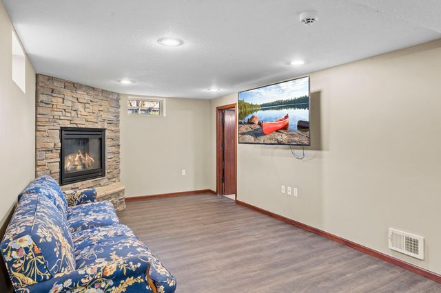 413 Territorial Road NE, Blaine, MN 55434