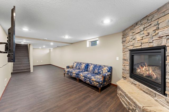 413 Territorial Road NE, Blaine, MN 55434