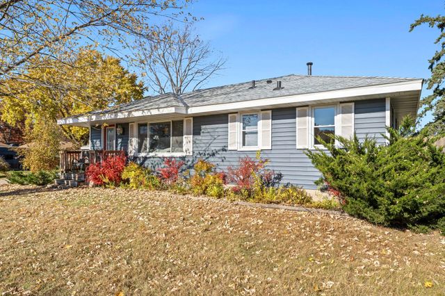 413 Territorial Road NE, Blaine, MN 55434