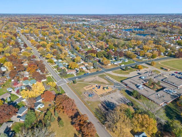 413 Territorial Road NE, Blaine, MN 55434