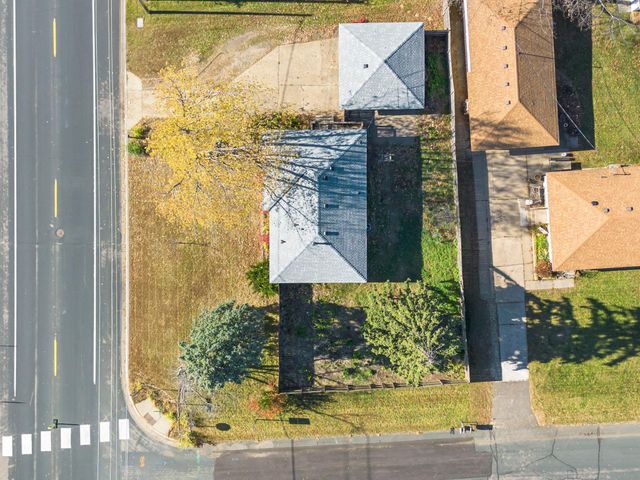 413 Territorial Road NE, Blaine, MN 55434