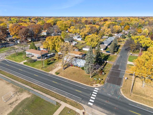 413 Territorial Road NE, Blaine, MN 55434