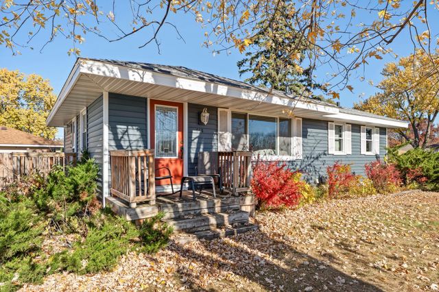 413 Territorial Road NE, Blaine, MN 55434