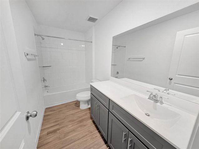 1328 Ventura Creek Drive, Katy, TX 77493