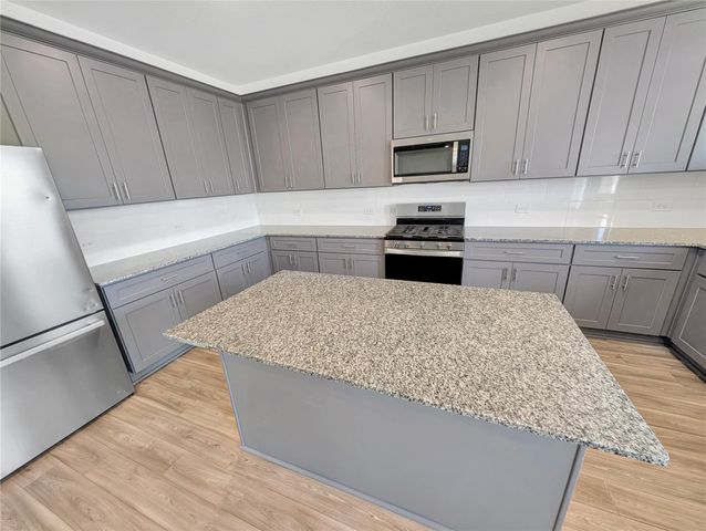 1328 Ventura Creek Drive, Katy, TX 77493