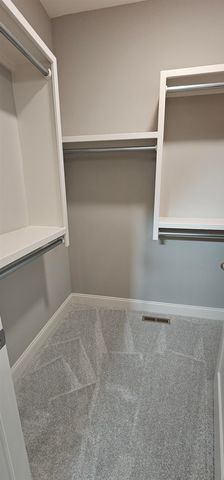 1911 S Lynnrae St, Wichita, KS 67207