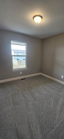 1911 S Lynnrae St, Wichita, KS 67207