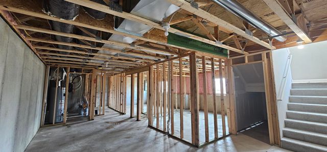 1911 S Lynnrae St, Wichita, KS 67207