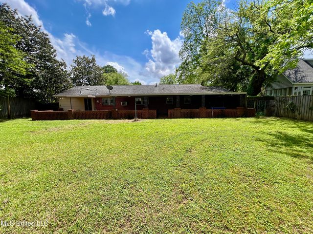 111 E Gresham Street, Indianola, MS 38751