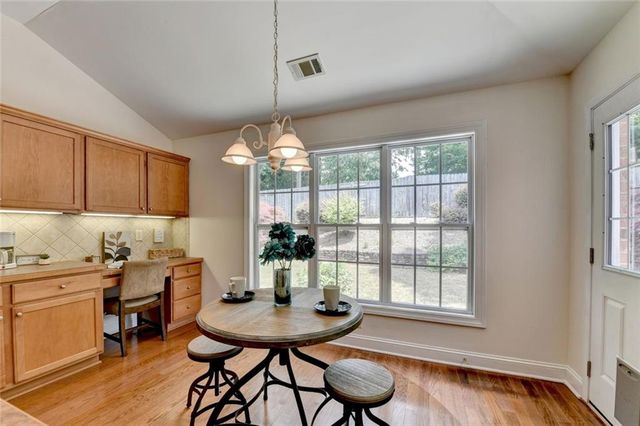 1870 Hickory Station Circle, Snellville, GA 30078