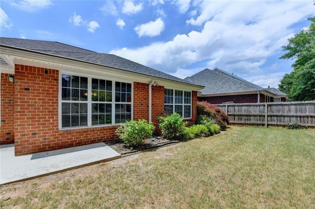 1870 Hickory Station Circle, Snellville, GA 30078