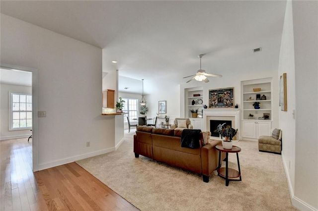 1870 Hickory Station Circle, Snellville, GA 30078