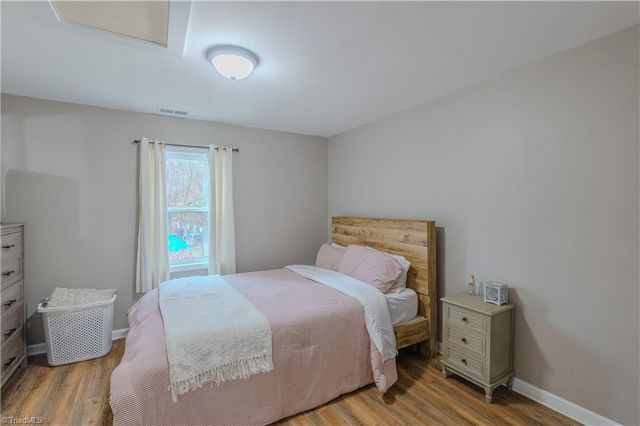 386 Lovers Lane, Mount Airy, NC 27030