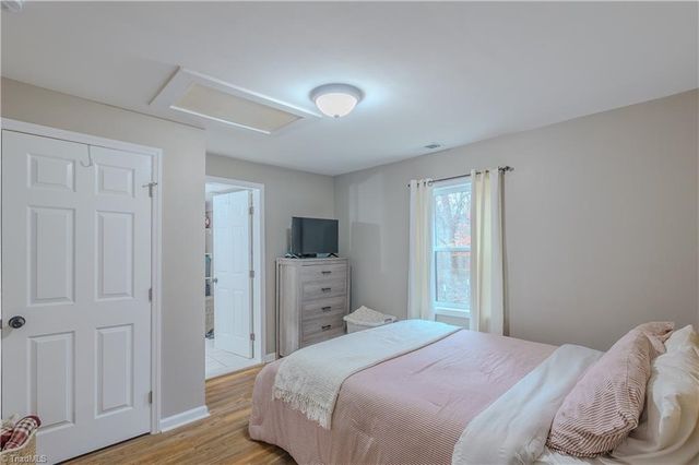 386 Lovers Lane, Mount Airy, NC 27030