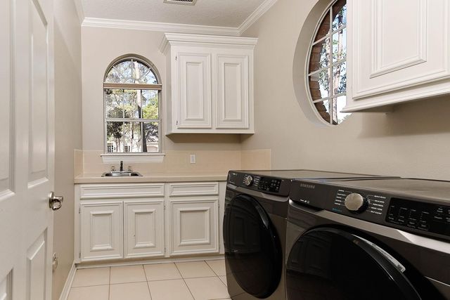 38 Eagle Terrace, The Woodlands, TX 77381