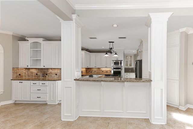 38 Eagle Terrace, The Woodlands, TX 77381