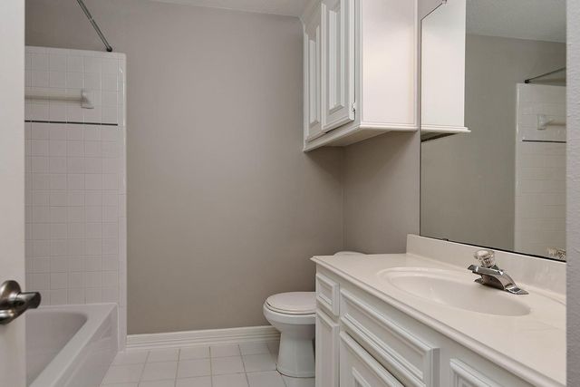 38 Eagle Terrace, The Woodlands, TX 77381