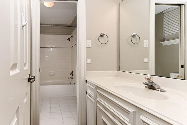 38 Eagle Terrace, The Woodlands, TX 77381